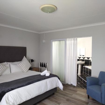 Blue Owl Guest House 모젤베이 외부 사진