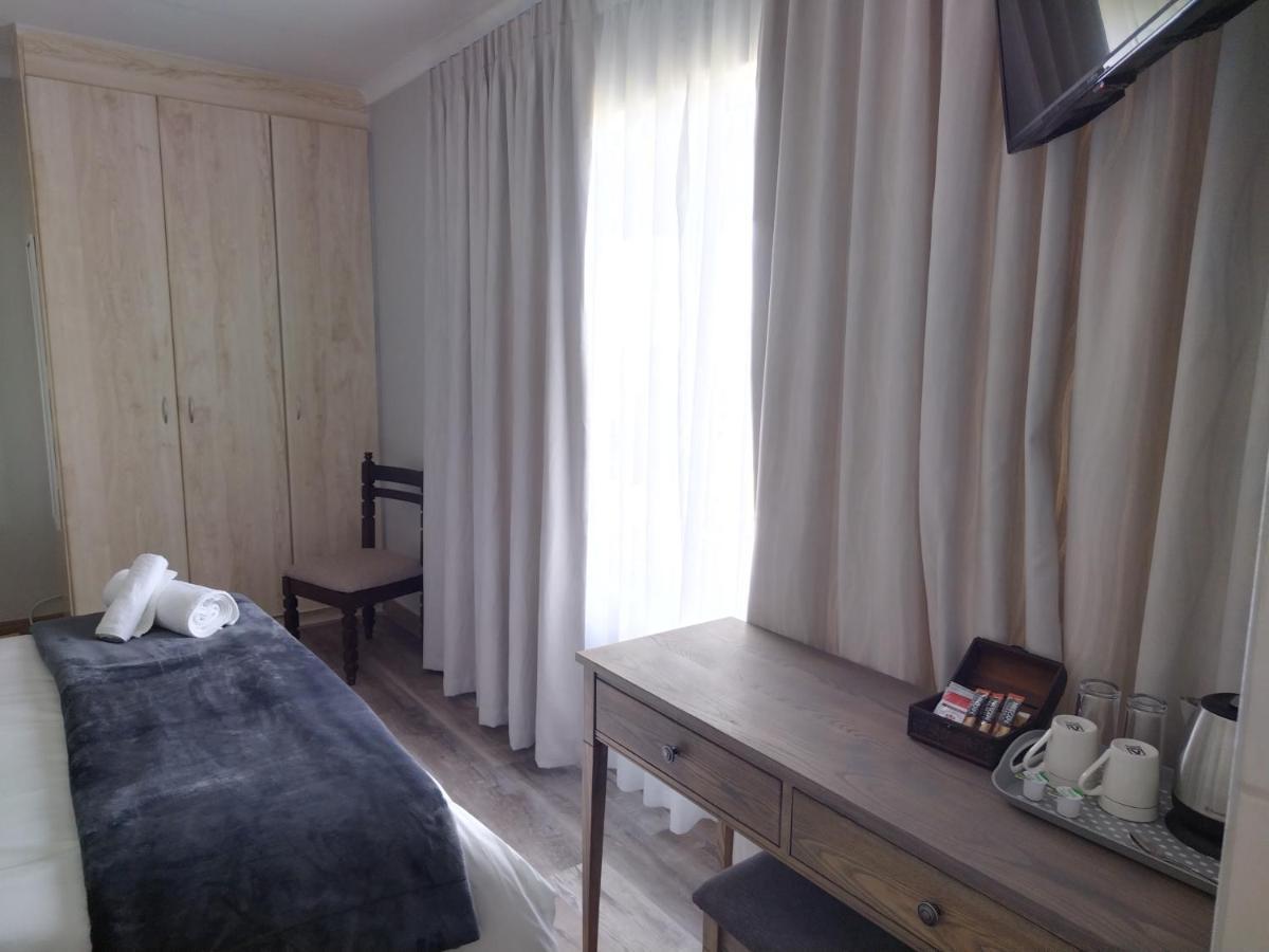 Blue Owl Guest House 모젤베이 외부 사진