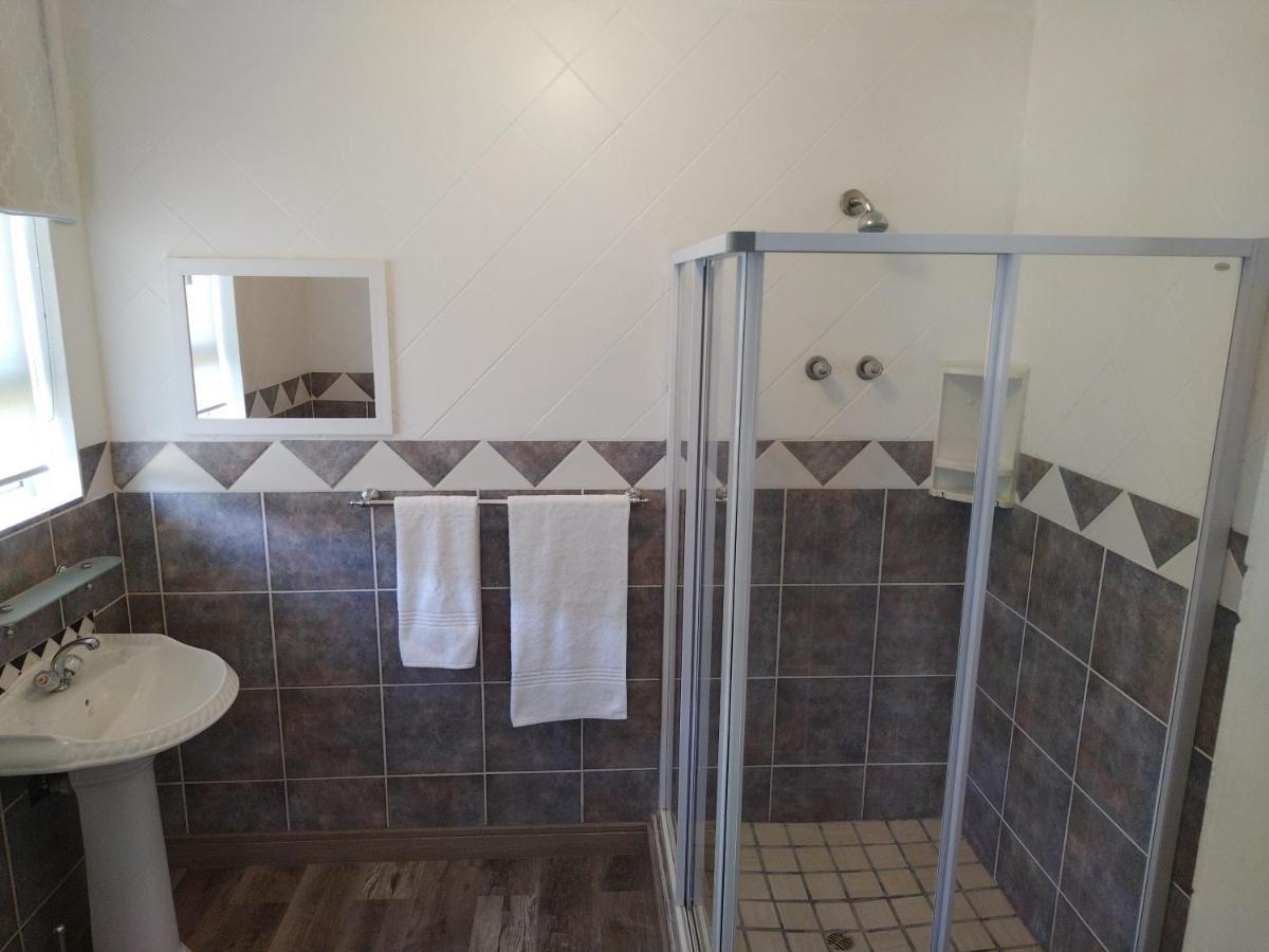 Blue Owl Guest House 모젤베이 외부 사진
